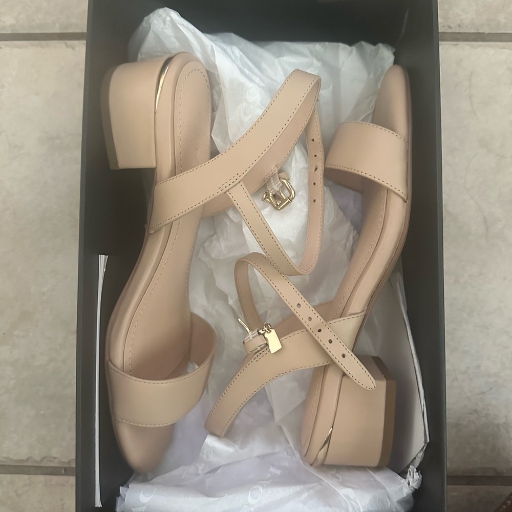 Coach Ida Sandal 6